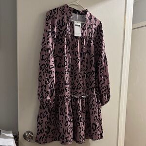 Elegant Leopard Print Long Sleeve Dress